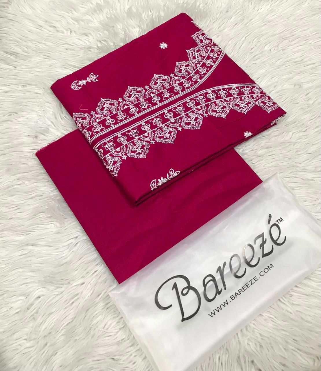 🌿 Bareeza Embroidery Volume – 2 Piece Lawn Collection 🌿